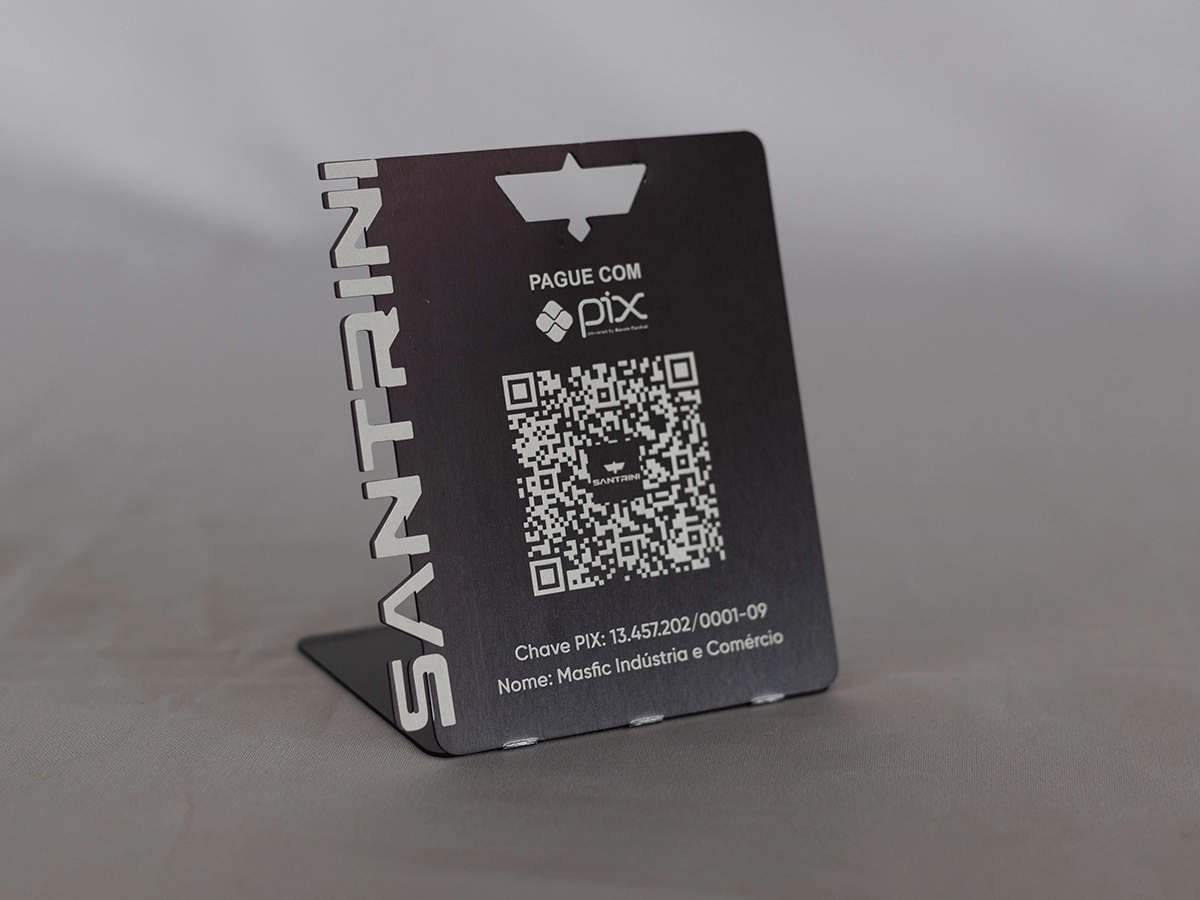 Fabricação de placas de identificação personalizadas